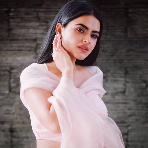 Himanshi Khurana Xxx Image - Biography Of Simi Chahal - Our Real Sikh Heros