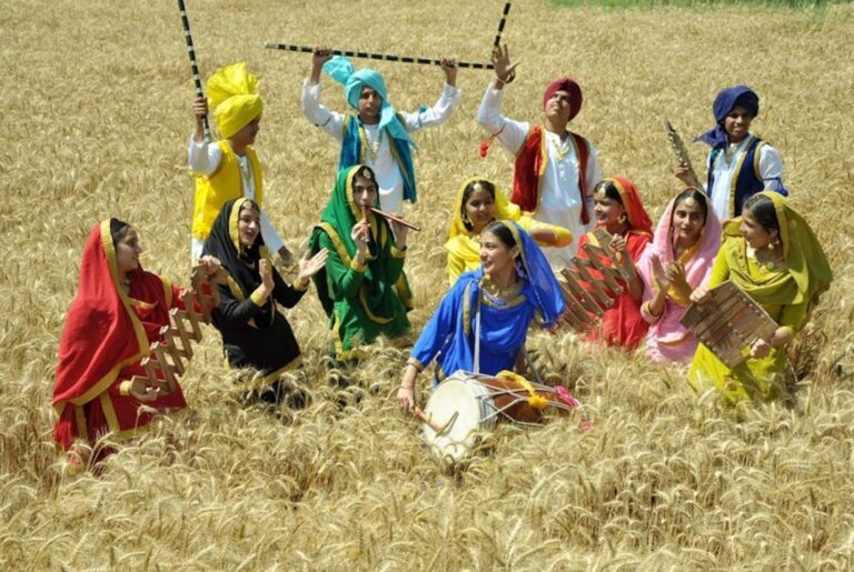 Why is Baisakhi celebrated in Punjab? Our Real Sikh Heros