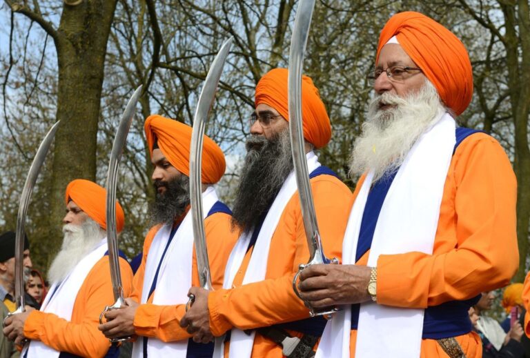 Panj Pyare History: 5 Beloved Of Sikh History – SikhHeros : Chronicles ...